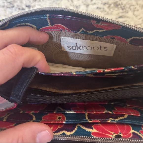 Sakroot Coated Canvas Peace Bird Zip Around Wallet 12 Card Holder Coin Pouch - Picture 8 of 14